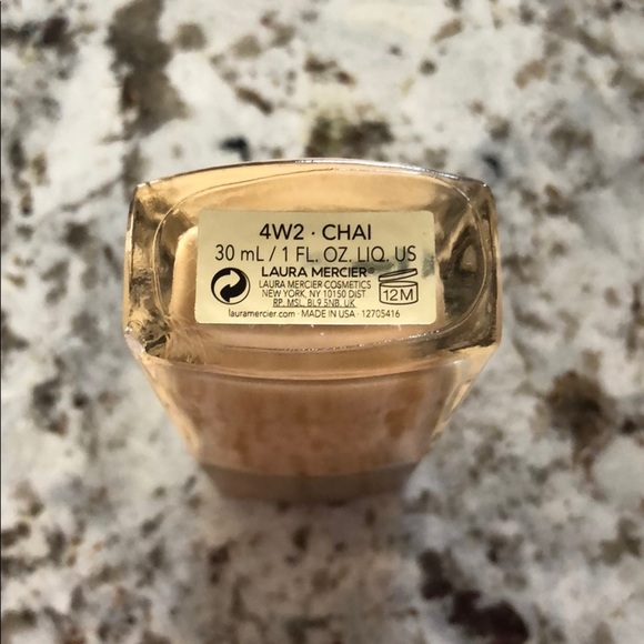Laura mercier flawless lumiere foundation chai - Picture 2 of 2